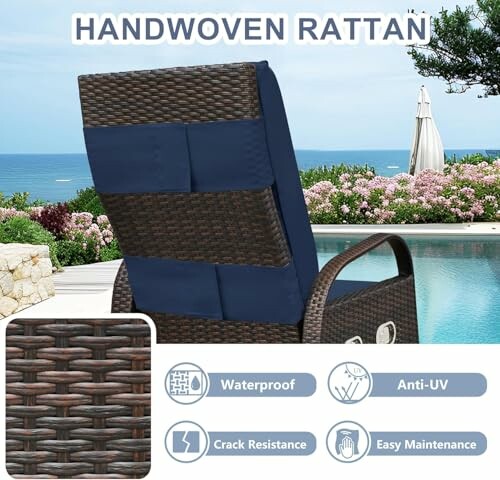 Handgefertigter Rattan-Stuhl am Pool mit Meerblick.